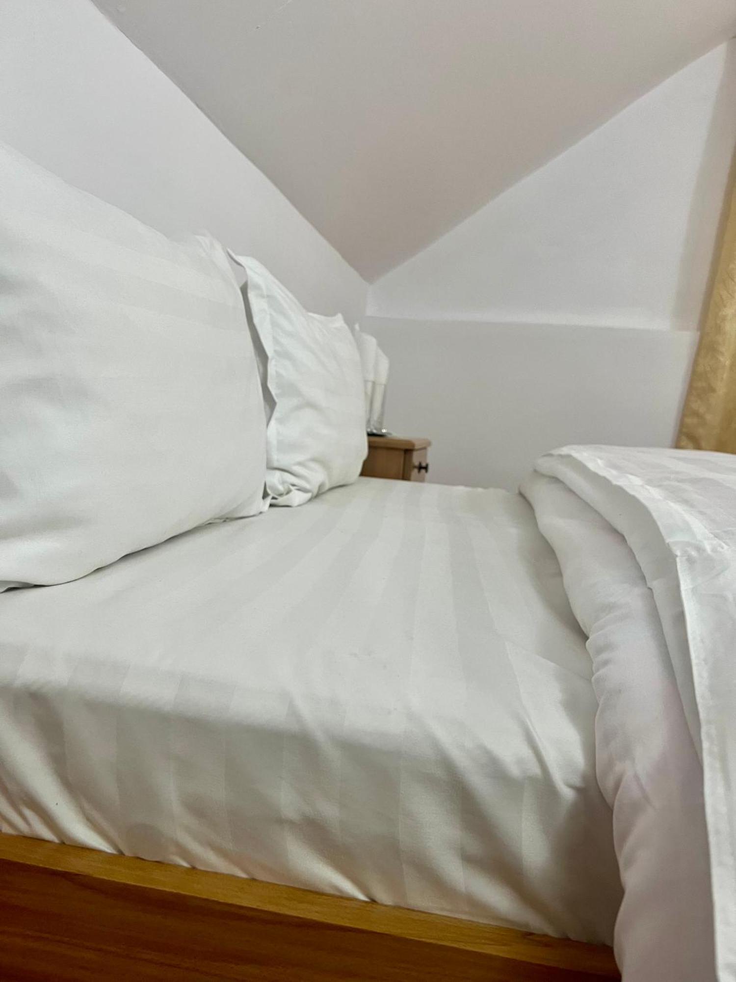 Cabana Baraj Apuseni Mountains Mihoesti Ngoại thất bức ảnh